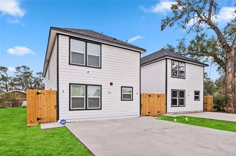 8226 Bigwood St #A, Houston, TX 77078