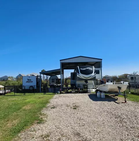 1314 Anderson Ave, Port Bolivar, TX 77650