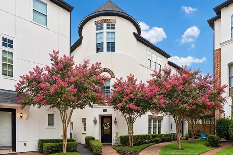 2725 Cohn Gdn, Houston, TX 77007