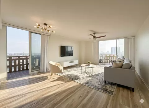 2016 Main St #1502, Houston, TX 77002