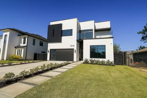 7218 Schiller St, Houston, TX 77055