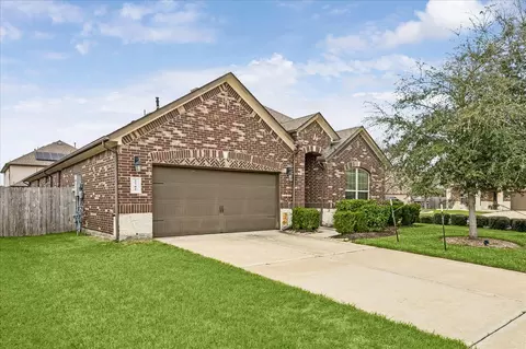 2702 Osprey Ln, Pearland, TX 77581