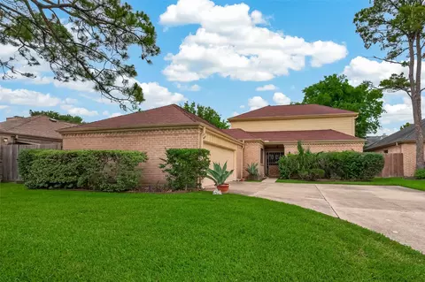 11614 Cedar Creek Dr, Houston, TX 77077