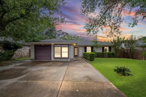 1322 Saddle Rock Dr, Houston, TX 77088