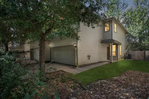 79 S Burberry Park Cir, The Woodlands, TX 77382