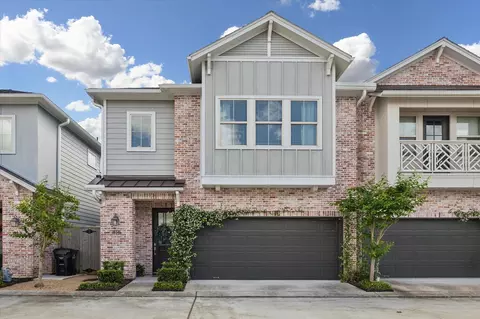 815 Shallow Hollow Dr, Houston, TX 77018