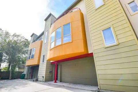 92 Dennis St #B, Houston, TX 77006