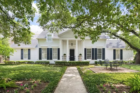 2439 Stanmore Dr, Houston, TX 77019