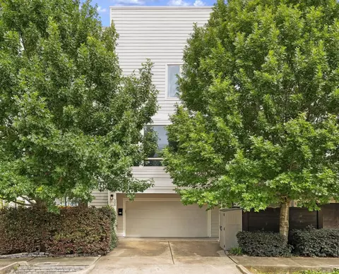 524 Sandman St, Houston, TX 77007