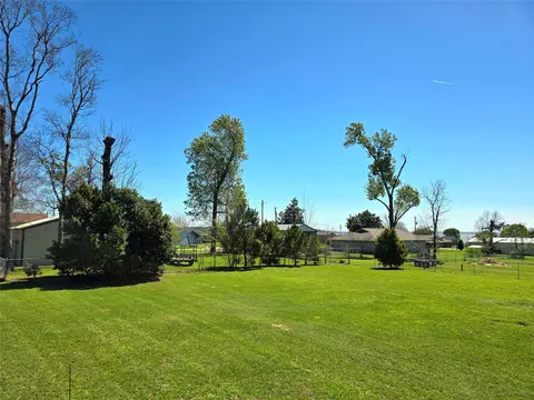 177 6th Ave, Onalaska, TX 77360 photo 8