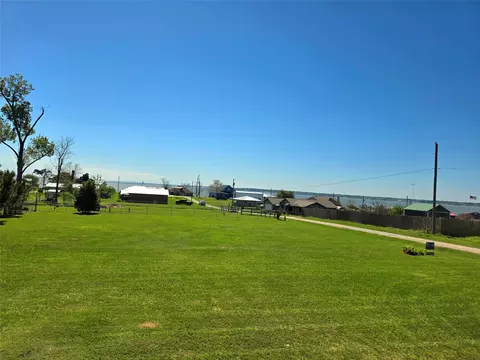 177 6th Ave, Onalaska, TX 77360 photo 4