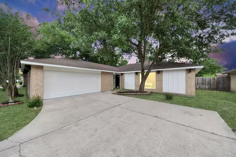 20322 Bishops Gate Ln, Humble, TX 77338