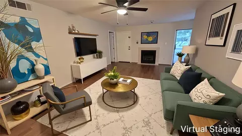 10705 Braes Bend Dr, Houston, TX 77071