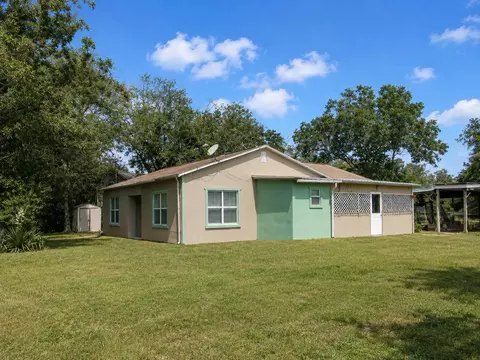 740 E Franklin St, Goliad, TX 77963