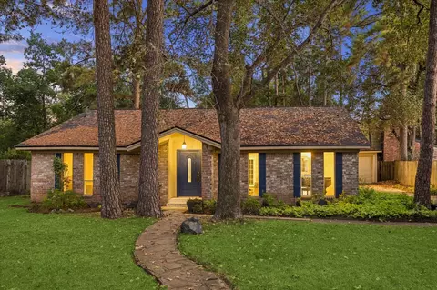 10411 Grassland Cir, Houston, TX 77070