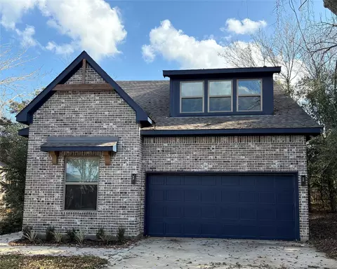 109 Cove Pt, Montgomery, TX 77356