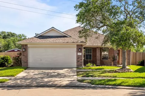445 Decoster Blvd, Alvin, TX 77511