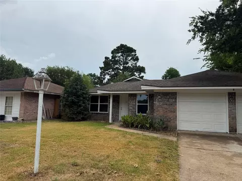 6407 Lautrec Dr, Houston, TX 77088