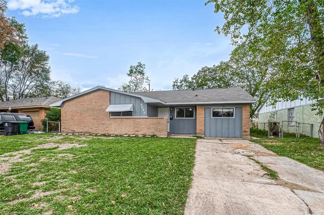 5646 Cedarburg Dr, Houston, TX 77048