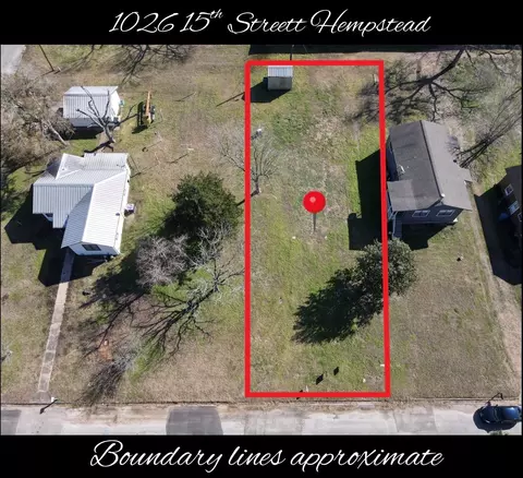 1026 15th St, Hempstead, TX 77445