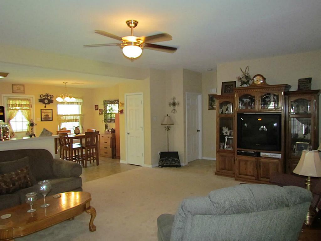 2302 Shady Tree, Conroe, TX 77301 photo 1
