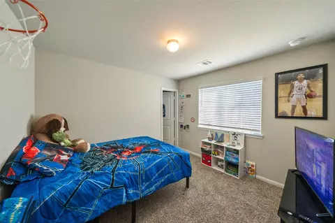 Bedroom - 2302 Raider Dr, Conroe, TX 77301 photo 3 of 5