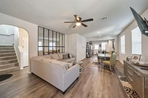 Entry Way - 2302 Raider Dr, Conroe, TX 77301 photo 4 of 4