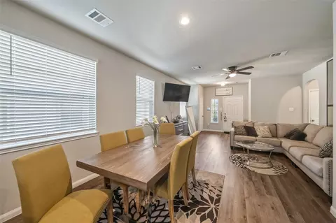 Dining - 2302 Raider Dr, Conroe, TX 77301 photo 2 of 2