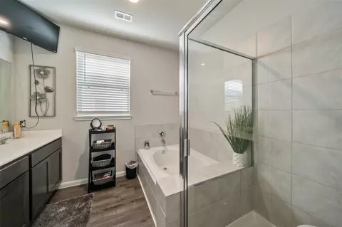 Bath - 2302 Raider Dr, Conroe, TX 77301 photo 1 of 1