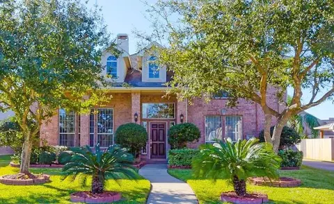 310 Watercrest Harbor Ln, League City, TX 77573