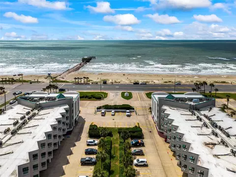6102 Seawall Blvd #162, Galveston, TX 77551