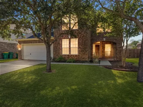 814 Corner Sq, Seabrook, TX 77586