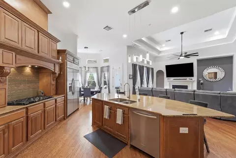 Kitchen - 30 Spring Basket Trl, Spring, TX 77389 photo 3 of 3