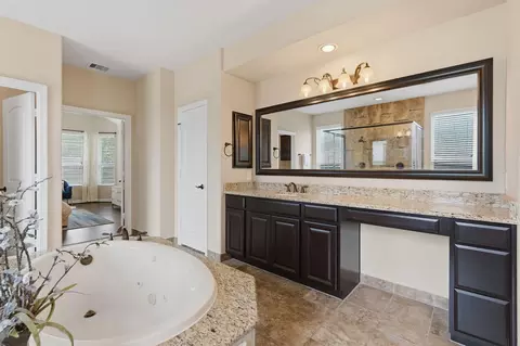 Bath - 24611 Morgan Pines Ct, Spring, TX 77389 photo 5 of 8