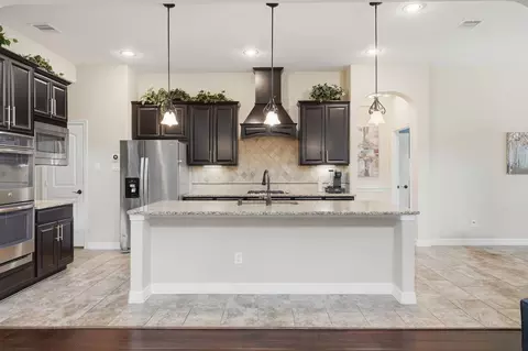 Kitchen - 24611 Morgan Pines Ct, Spring, TX 77389 photo 2 of 4