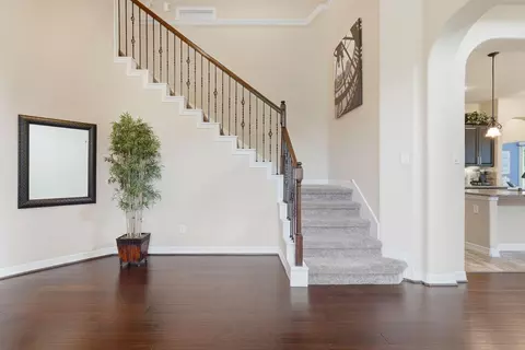 Entry Way - 24611 Morgan Pines Ct, Spring, TX 77389 photo 4 of 7