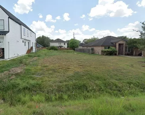 4852 Sunbeam St, Houston, TX 77033