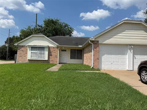 2103 Barrington Place Dr, Sugar Land, TX 77478