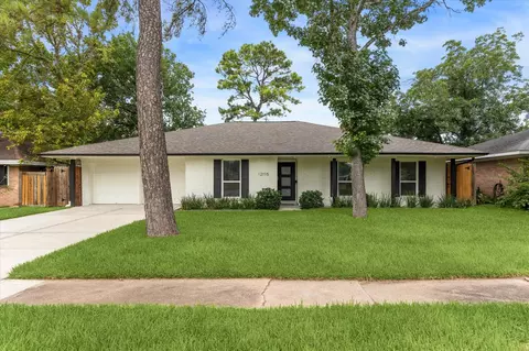 12115 Atwell Dr, Houston, TX 77035