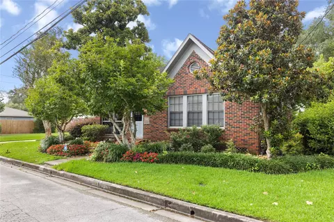 Exterior - 906 Higgins, Humble, TX 77338 photo 2 of 8