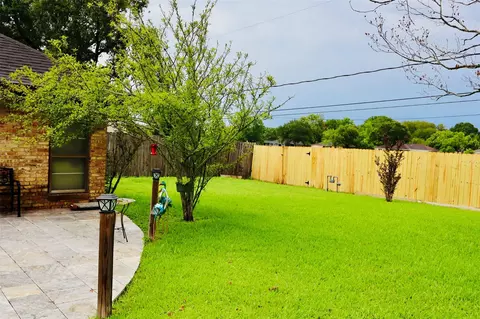 Exterior - 1108 Easy St, Rosenberg, TX 77471 photo 10 of 10