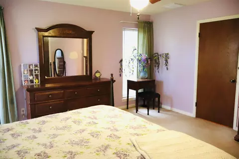 Bedroom - 1108 Easy St, Rosenberg, TX 77471 photo 3 of 4