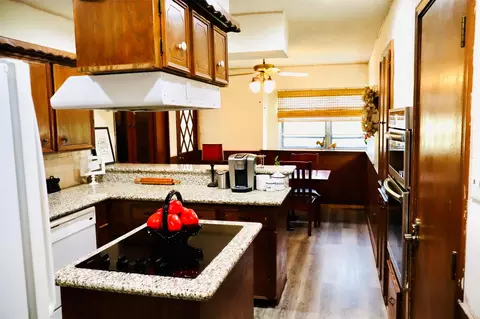 Kitchen - 1108 Easy St, Rosenberg, TX 77471 photo 2 of 3
