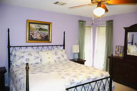 Bedroom - 1108 Easy St, Rosenberg, TX 77471 photo 2 of 4