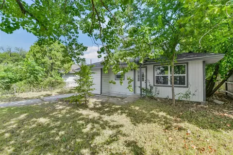 10705 Munn St, Houston, TX 77029
