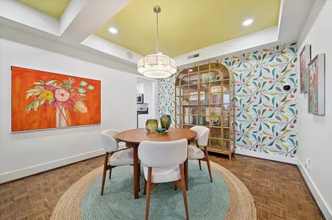 3711 San Felipe St #5I, Houston, TX 77027