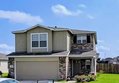 931 Salado Slough Ln, Rosenberg, TX 77471
