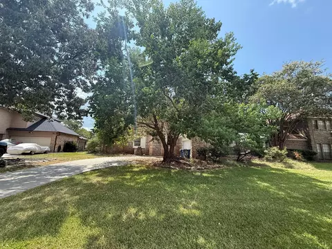 7714 Par Five Dr, Humble, TX 77346