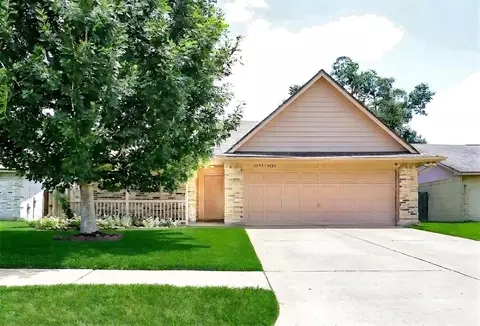 16923 Enchanted Cir W, Sugar Land, TX 77498