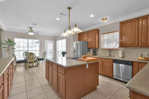 12706 Winchester Ct, Magnolia, TX 77354